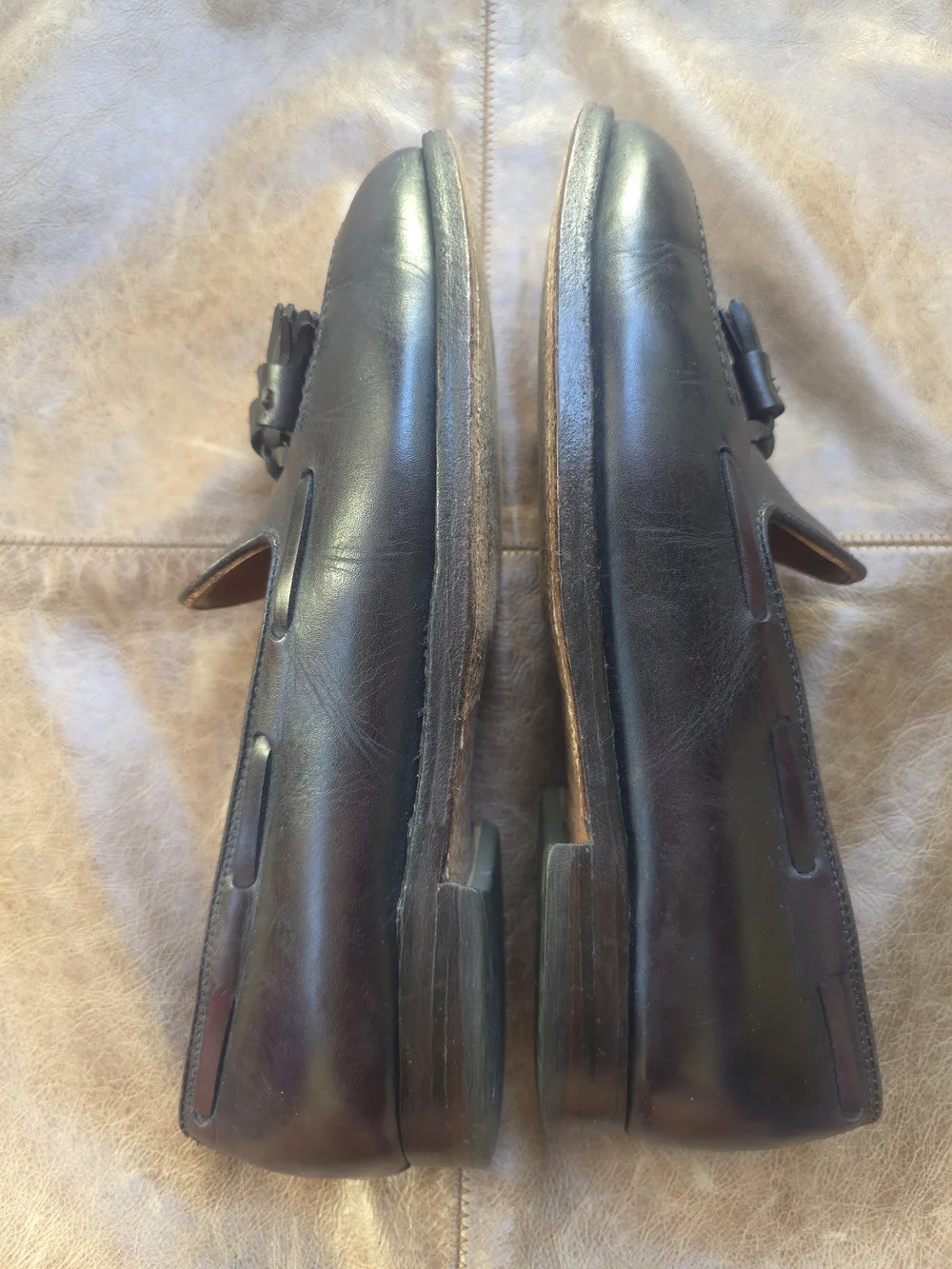Alden Style #663 Dark Brown Leather Tassel Loafers Shoe Sz 10 B-D Almond Toe USA